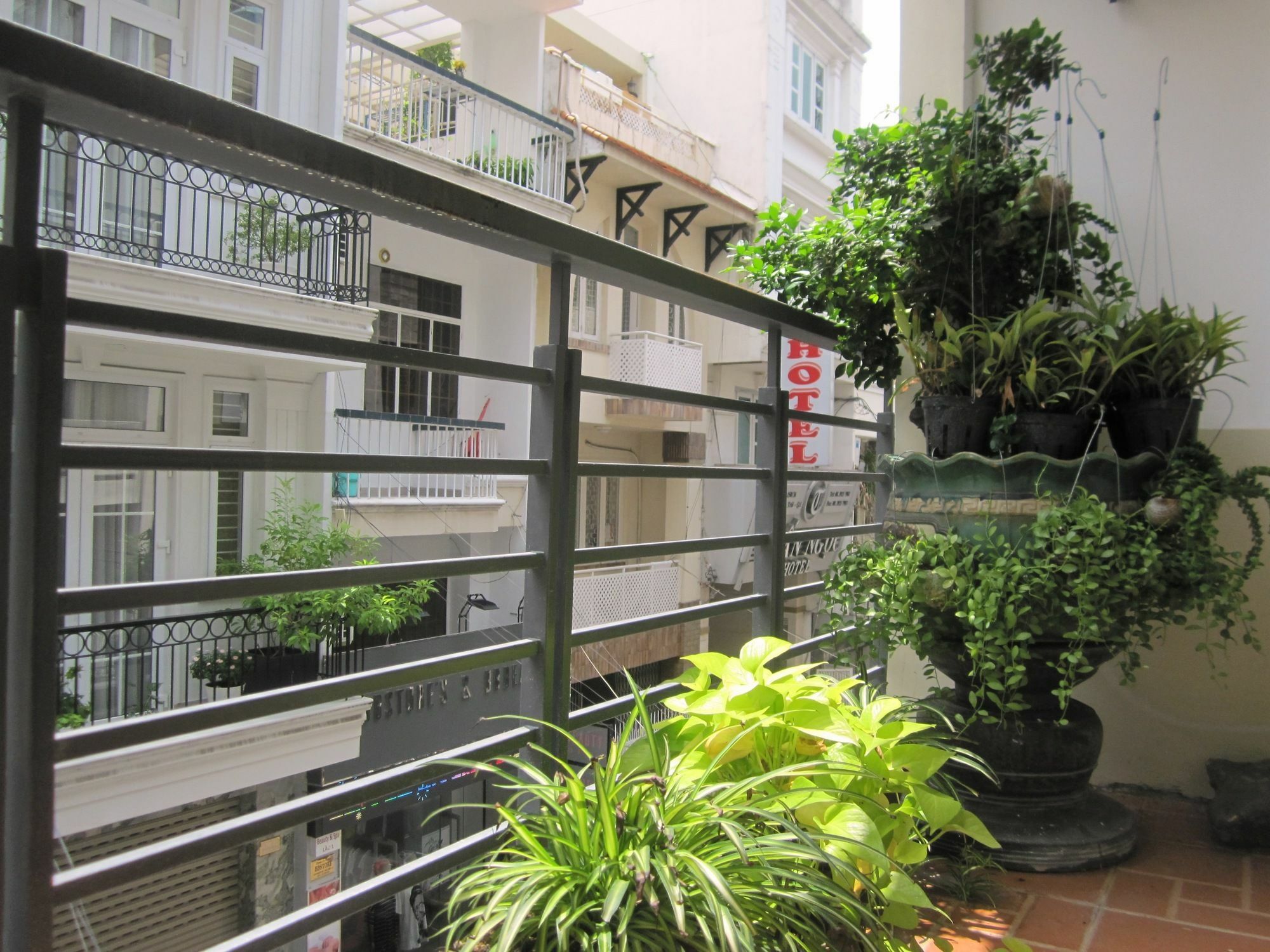 The Lily Hostel & Coffee Cidade de Ho Chi Minh Exterior foto